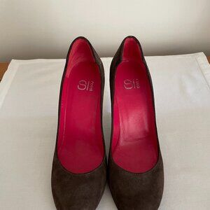 Sergio Rossi Espresso Brown Suede Pumps